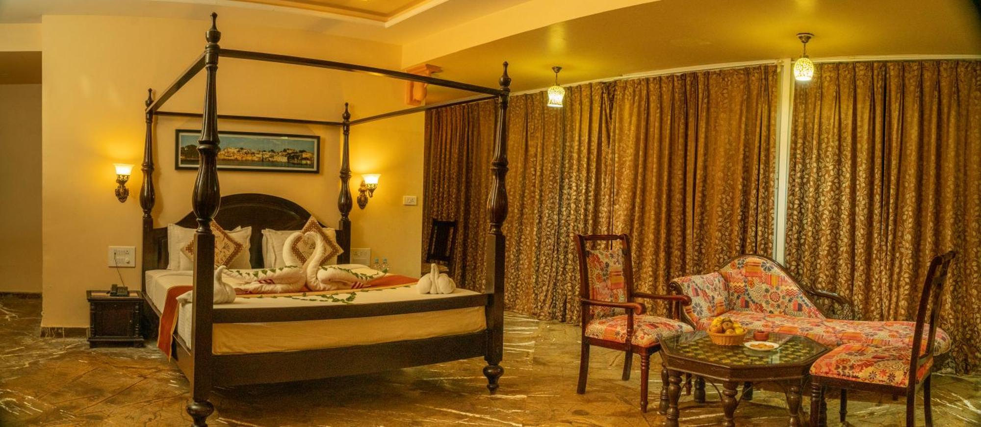 Udai Nature Valley Resort - A Peace Full Farmhouse Resort Udaipur Buitenkant foto