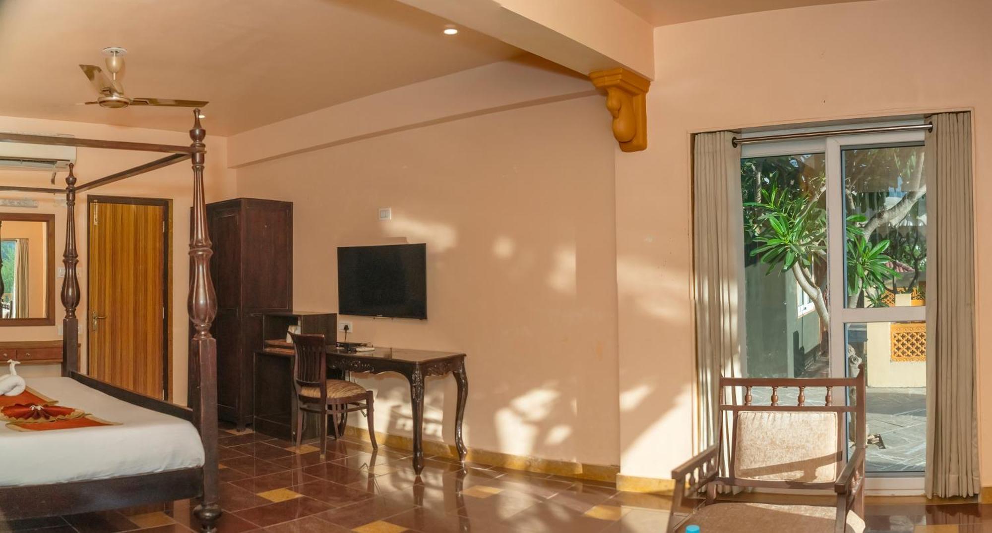 Udai Nature Valley Resort - A Peace Full Farmhouse Resort Udaipur Buitenkant foto