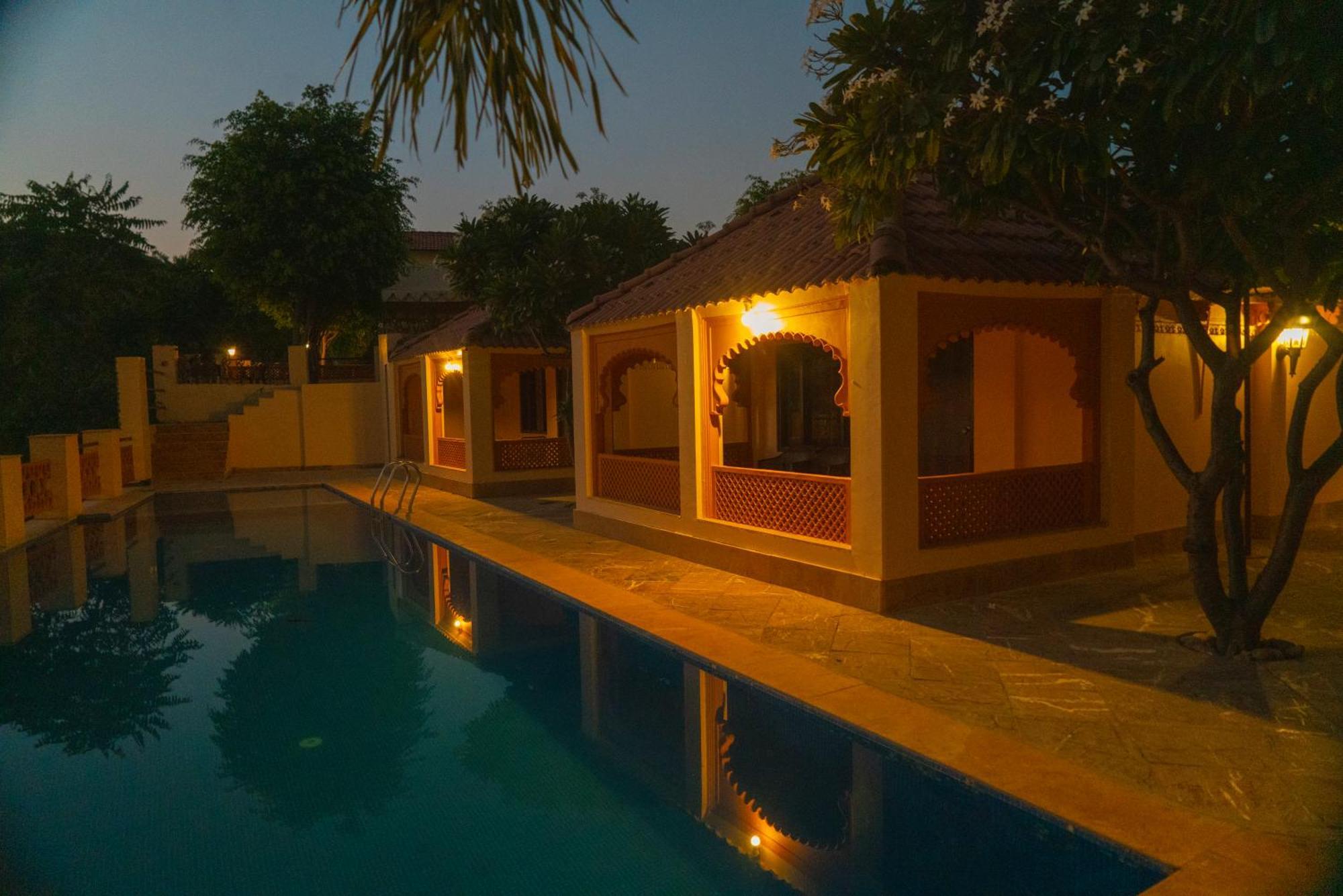 Udai Nature Valley Resort - A Peace Full Farmhouse Resort Udaipur Buitenkant foto
