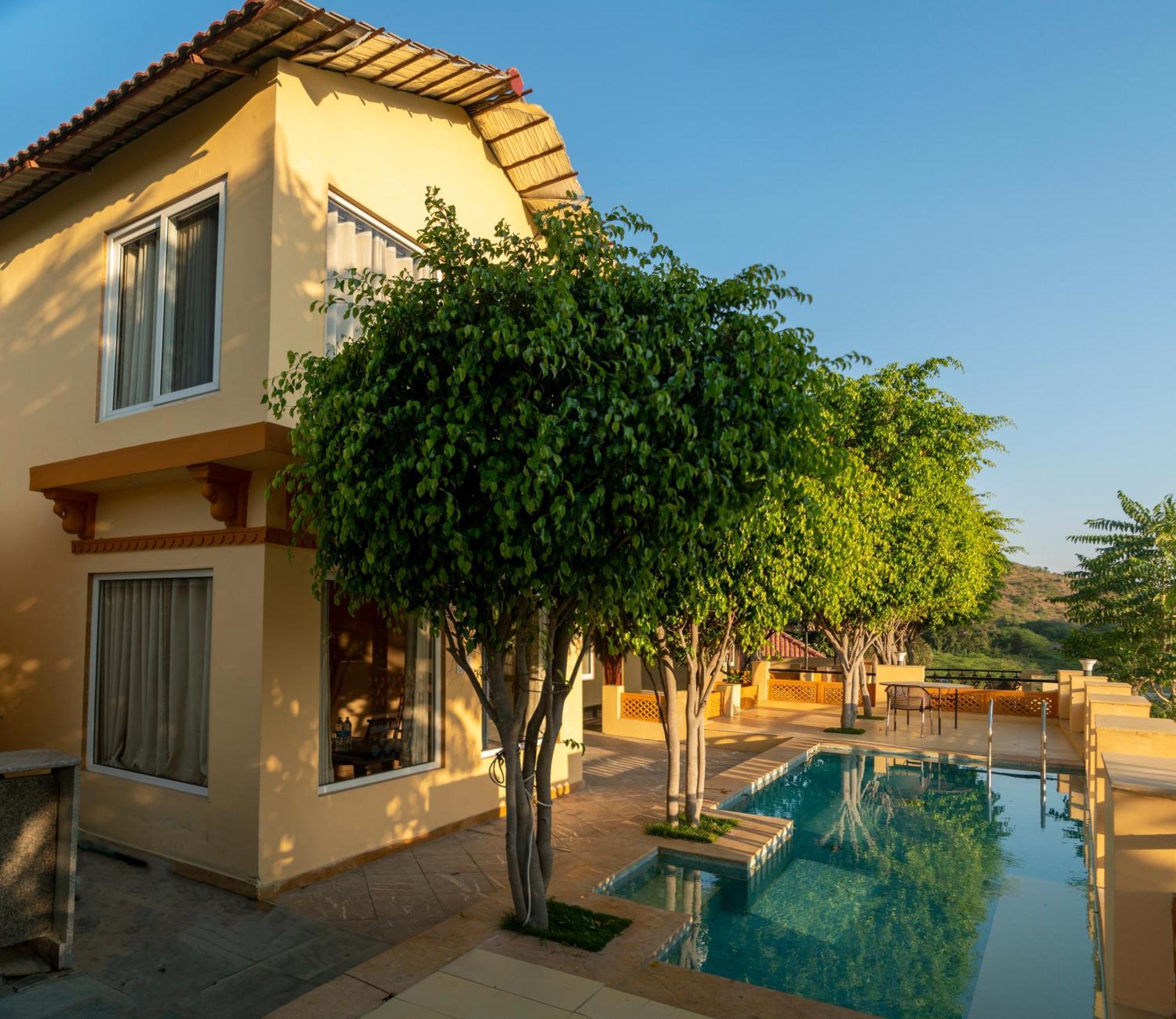 Udai Nature Valley Resort - A Peace Full Farmhouse Resort Udaipur Buitenkant foto