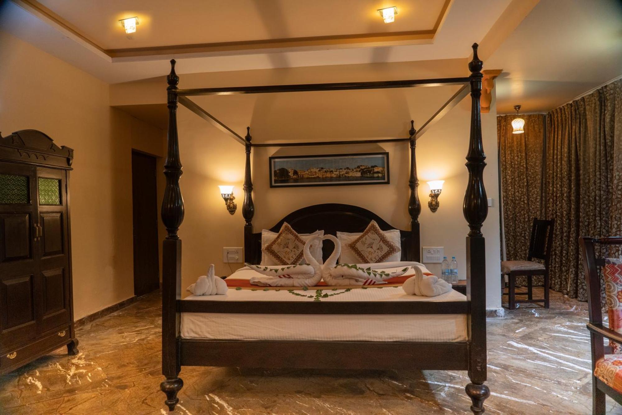 Udai Nature Valley Resort - A Peace Full Farmhouse Resort Udaipur Buitenkant foto